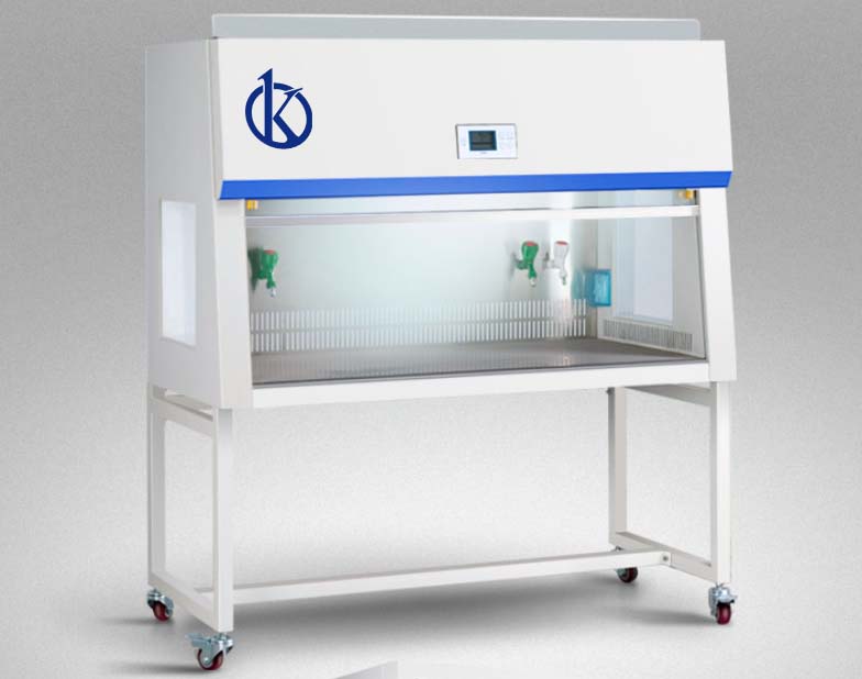 Vertical Laminar Flow Clean Benches: Practical Applications in 2026