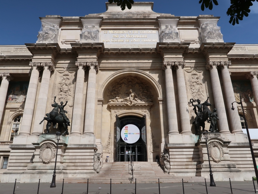 Palais de découverte présente des salles de chimie