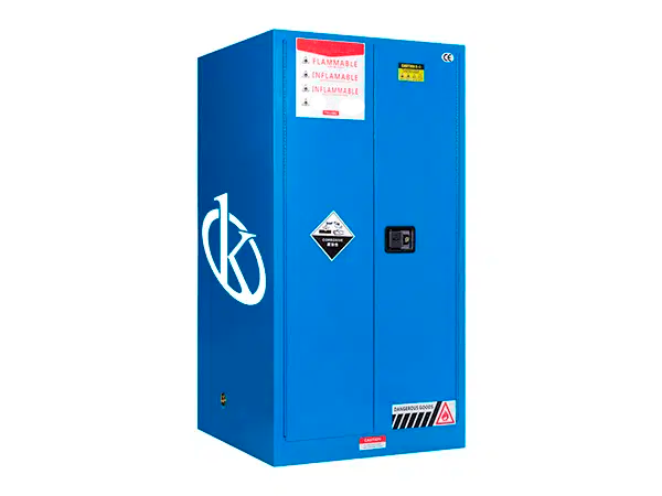 Importance des armoires de sécurité pour le stockage des liquides polluants de l'eau