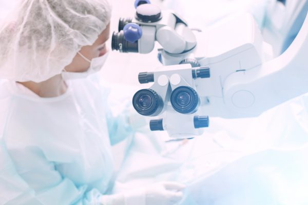 Les systèmes de navigation chirurgicale optique et le cancer