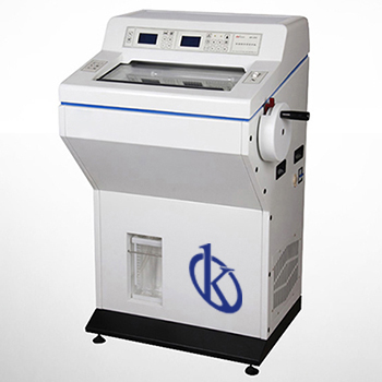 Quelles sont les étapes pour effectuer des coupes dans un Micromome ?