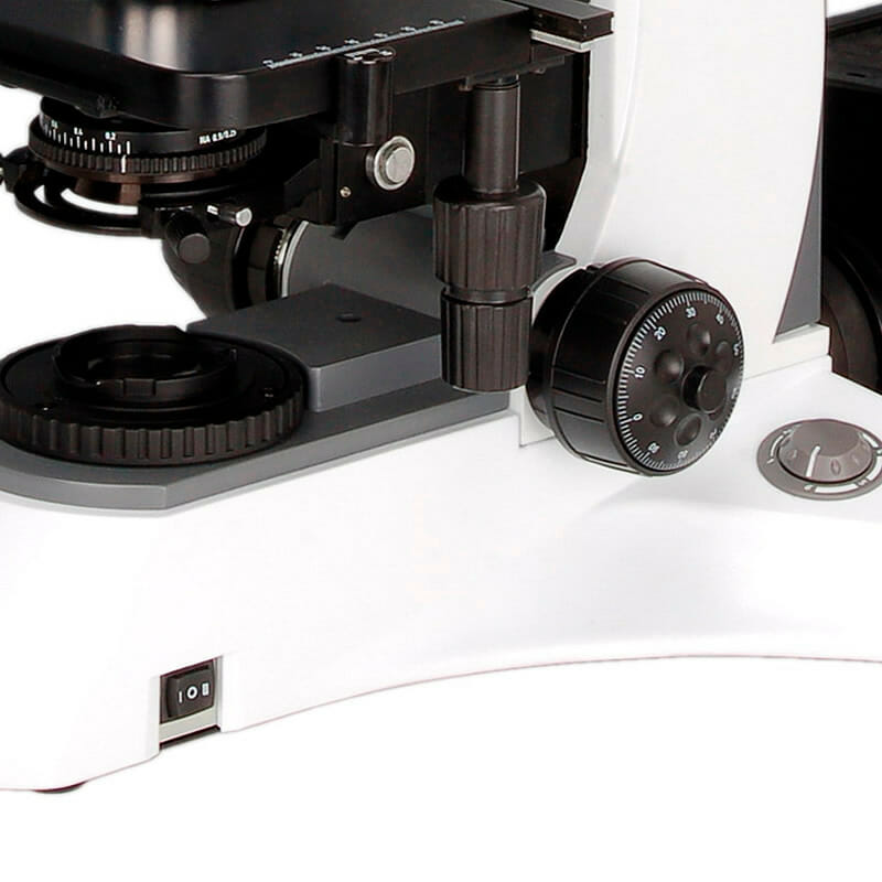 Microscope Polarisant YR0261 – 3