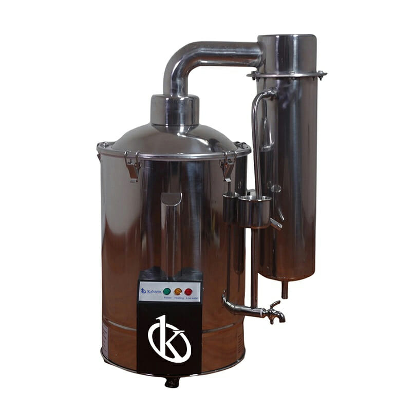 Use of water distillers for cosmiatry
