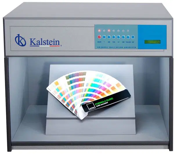 Comparaison Scientifique : Boîte à Lumière Couleur Standard YR05531 vs Cabinet d'Évaluation des Couleurs CAC-LED
